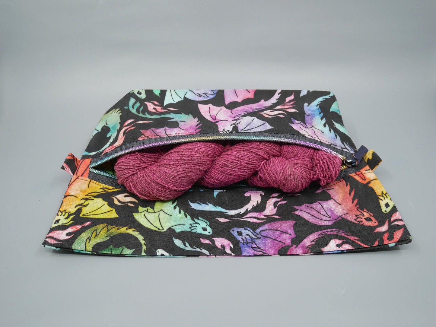 Dragon expandable zipper bag