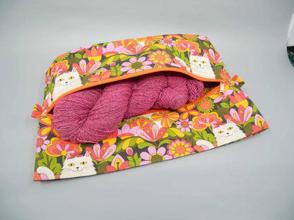 orange retro cat expandable bag