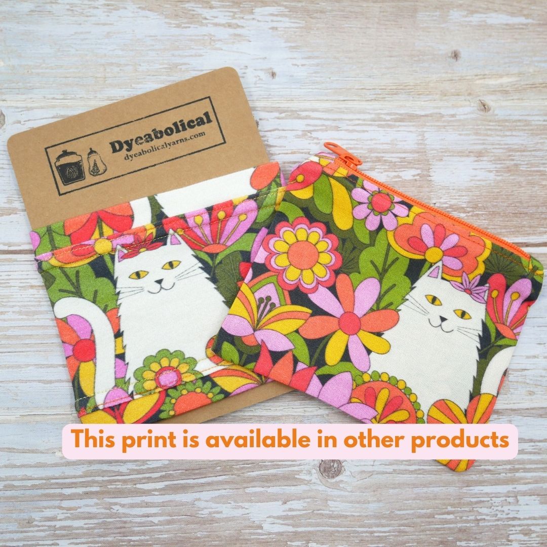 retro cat knitting and crochet project bags