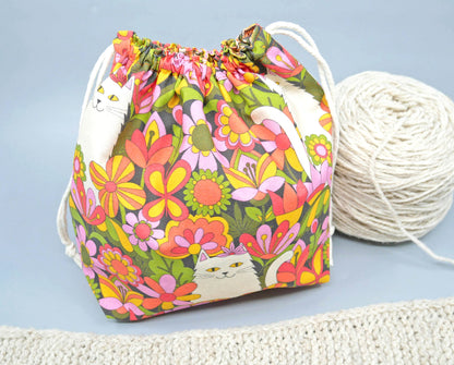 Drawstring Pouch | Yarn Bowl | Project Bag | Sock Bag - Retro Cat