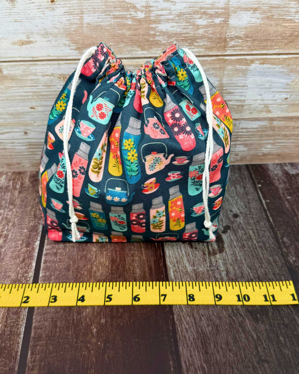 Medium Drawstring Project Bag - Tea or coffee thermos