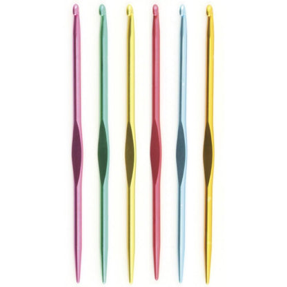 crochet hook style tool for fixing knitting 