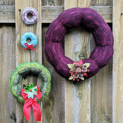 Knitted wreath