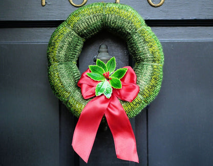 Knitted wreath