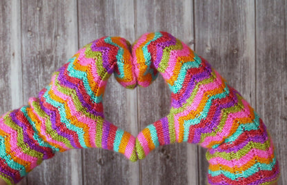 Mitten pattern and fingerless mitten pattern